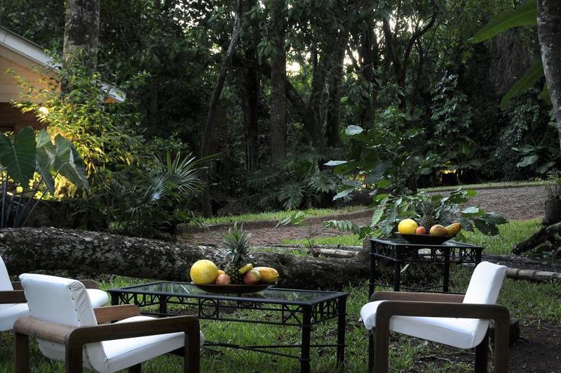 Raices Amambai Lodges Puerto Iguazu Exterior photo