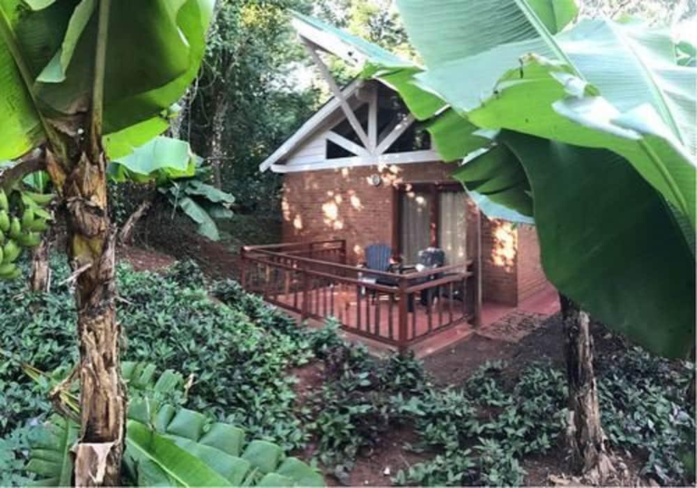 Raices Amambai Lodges Puerto Iguazu Exterior photo
